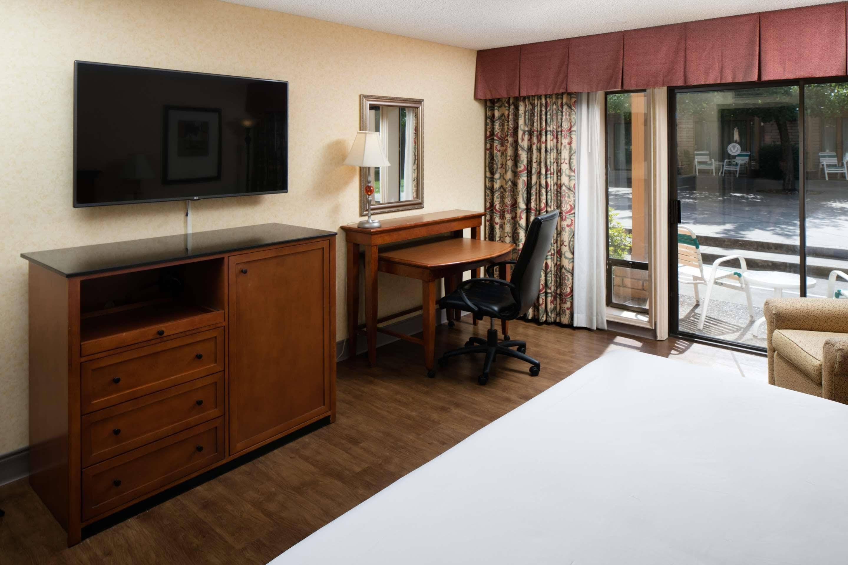 Red Lion Hotel Redding Zewnętrze zdjęcie