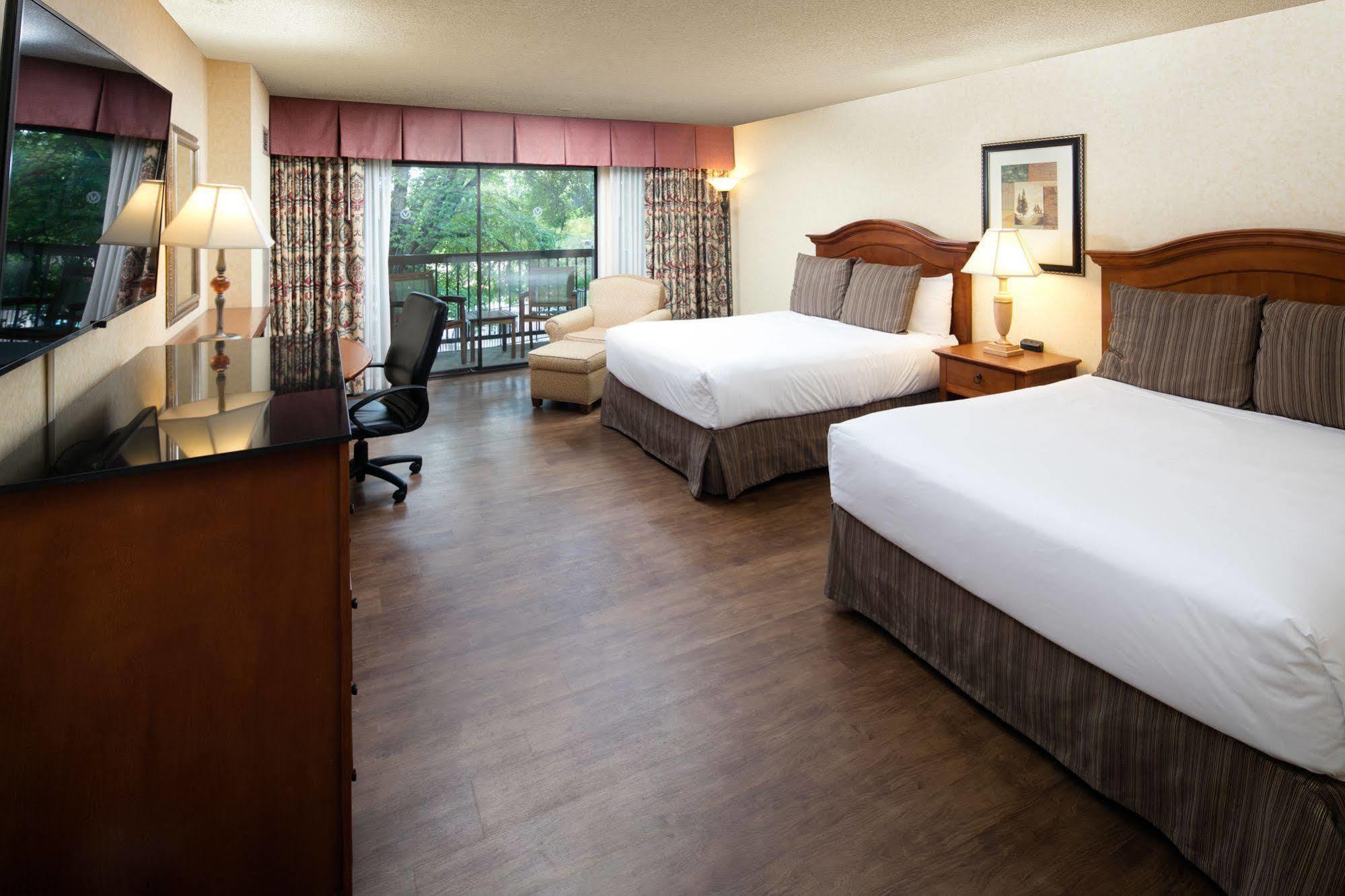 Red Lion Hotel Redding Zewnętrze zdjęcie